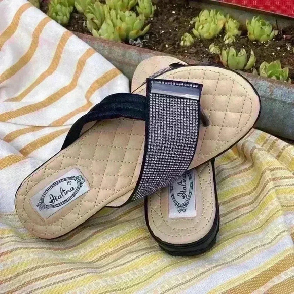 Italina sandals - Picture 2 of 6